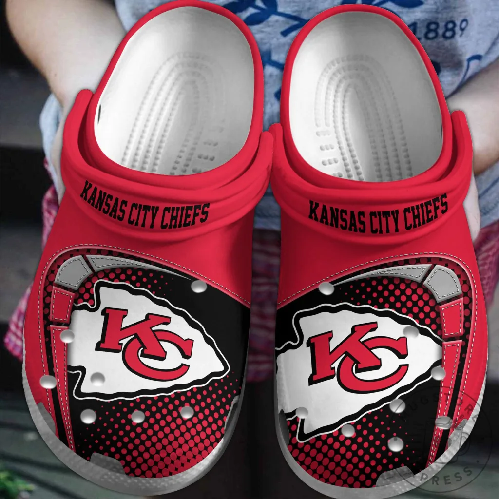 Kansas City Chiefs Football Team Logo Red Comfortable Crocs Shoes